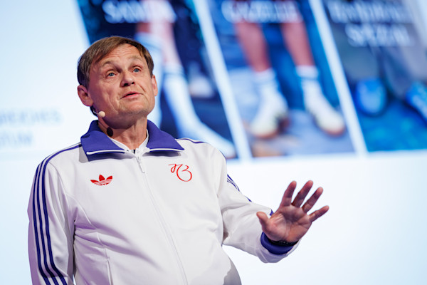 Adidas wächst zweistellig | The Pioneer