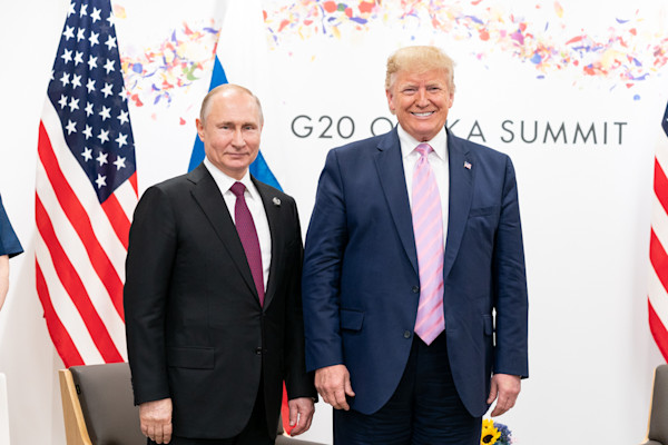 Putins einzige Hoffnung ist jetzt Trump | The Pioneer