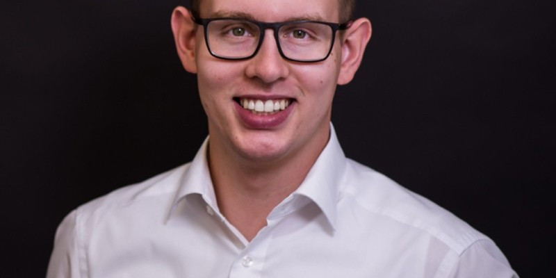 David Apflauer David Pfau | The Pioneer